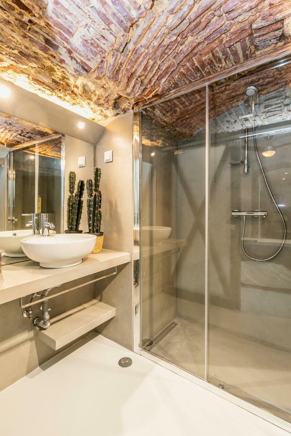 Brand New And Perfect Location: Historic Center * Lizbona